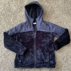 Womens Columbia Sherpa fleece jacket with hood! Size small